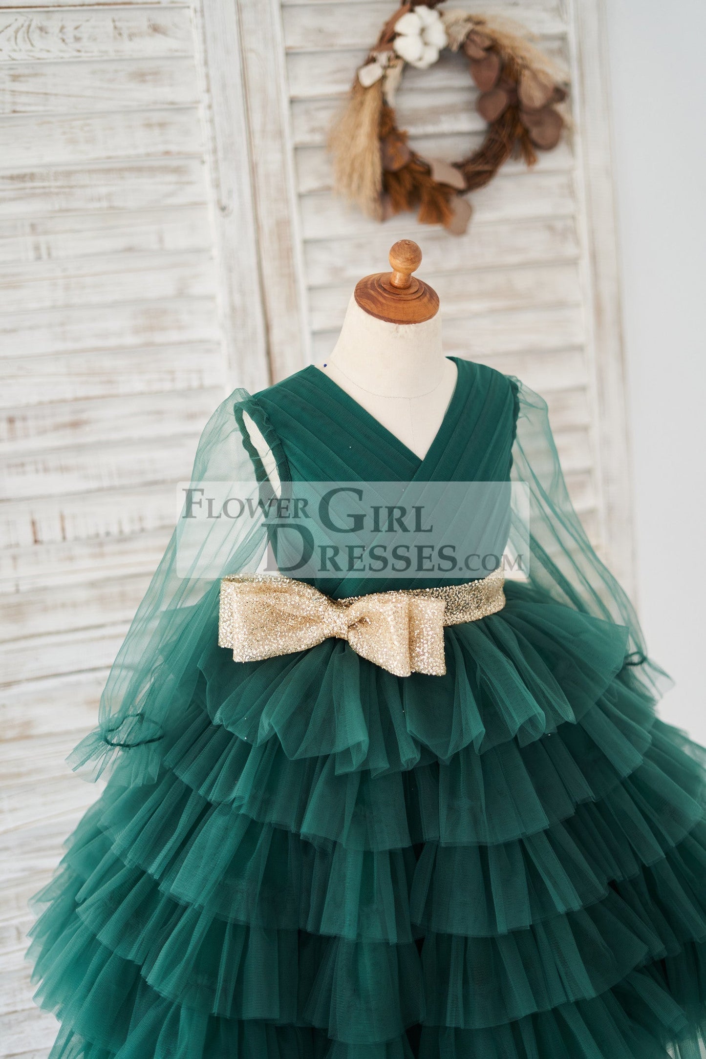 Long Sleeves Green Tulle Cupcake Wedding Flower Girl Dress Kids Party Dress