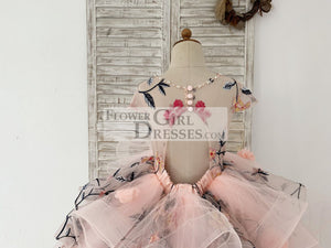 Embroidery Lace Tulle Cap Sleeves Keyhole Back Flower Girl Dress 9T Embroidery Lace Tulle Cap Sleeves Keyhole Back Flower Girl Dress 9T