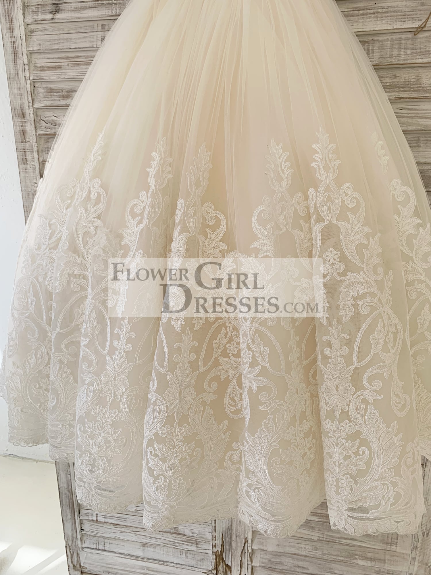 Cap Sleeves Lace Champagne Tulle Wedding Flower Girl Dress Kids Party Dress with Beaded Belt