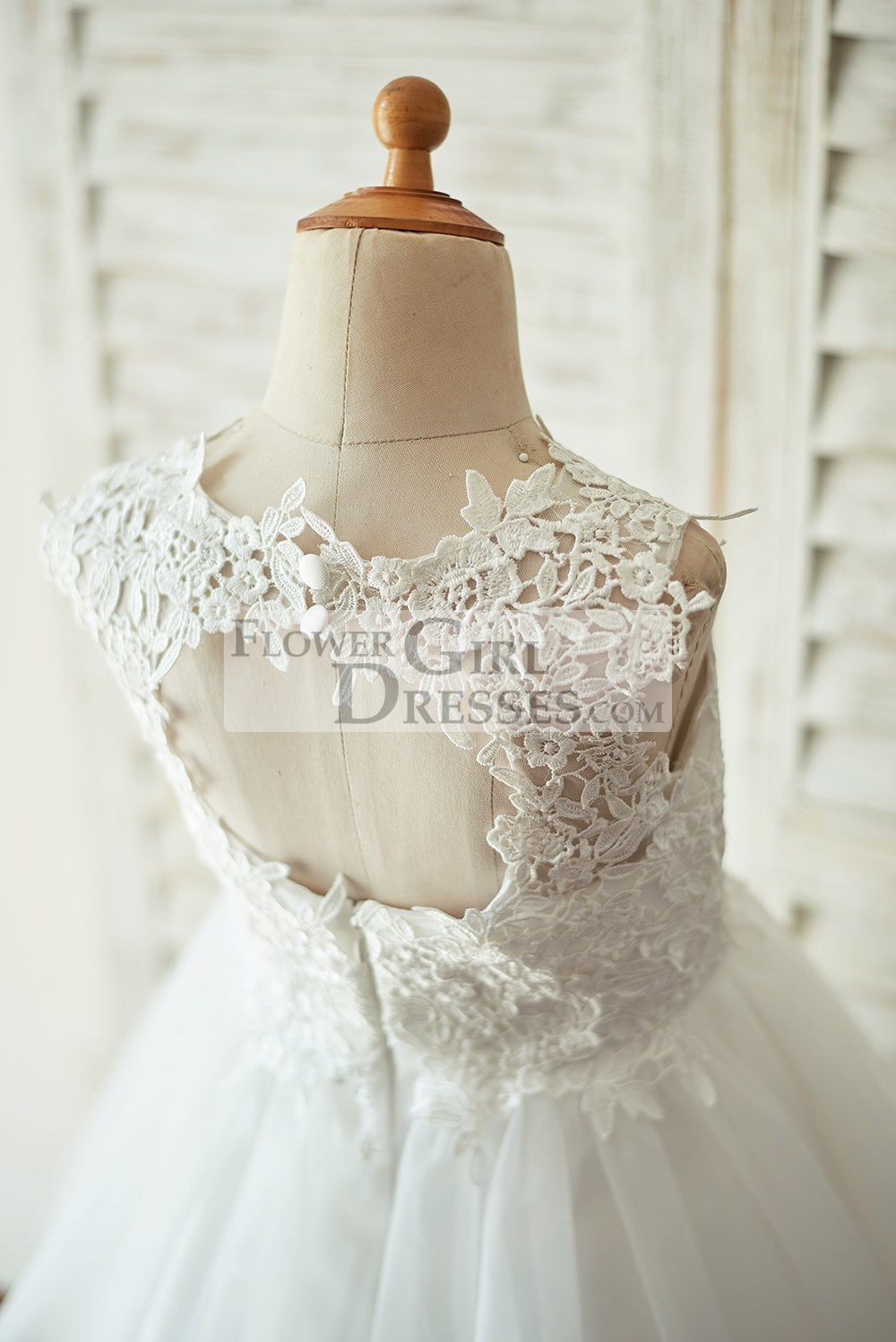 Ivory Lace Champagne Tulle Wedding Flower Girl Dress with Keyhole Back