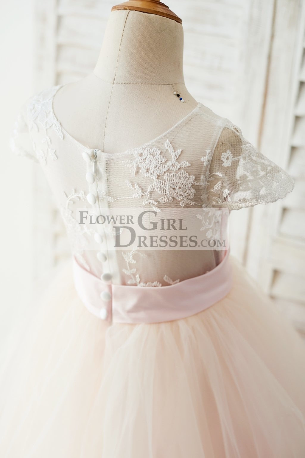 Ivory Lace Pink Tulle Cap Sleeves Wedding Flower Girl Dress with Horsehair Hem